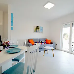 La Piazza Appartamento Umago